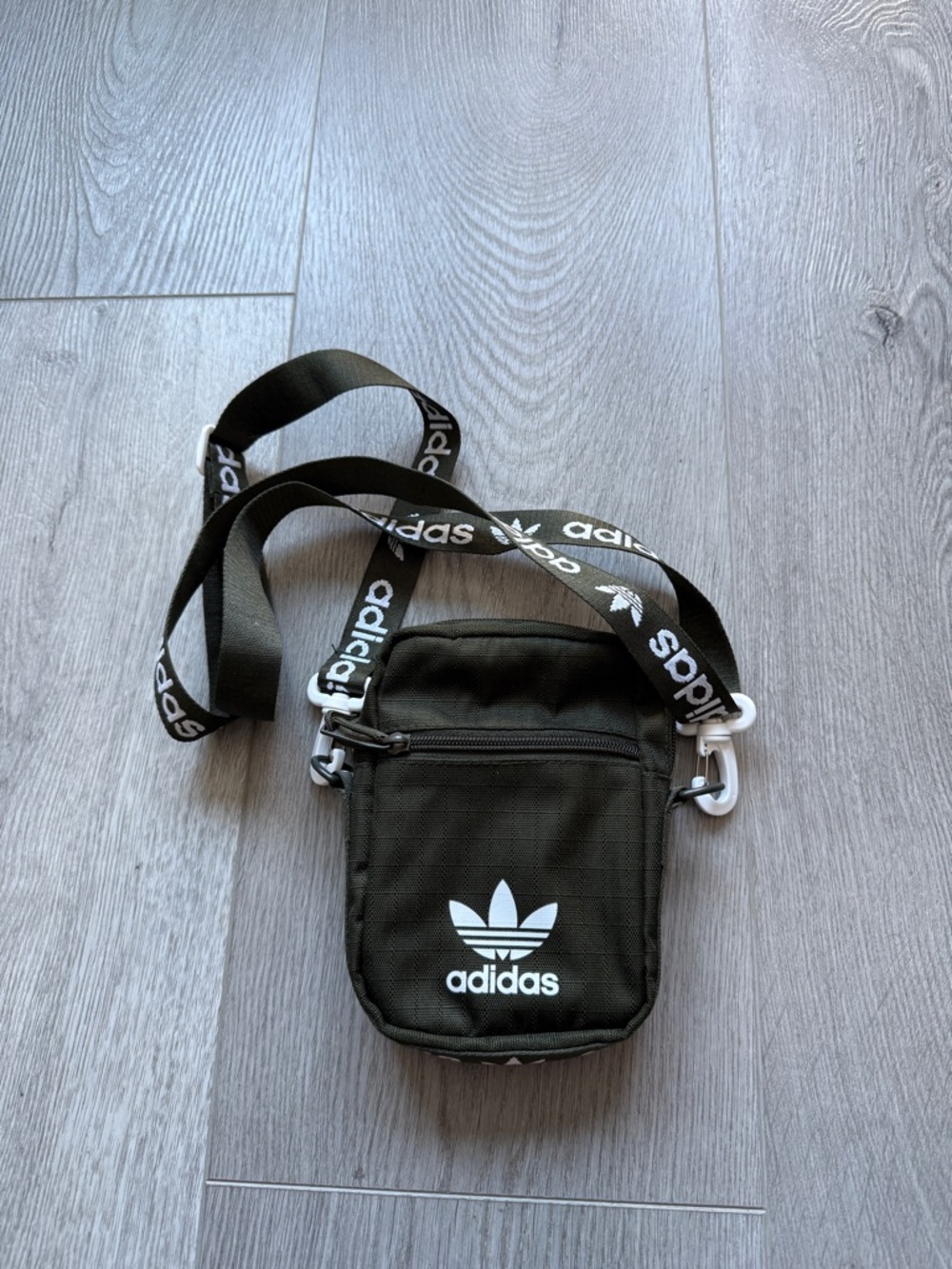 Adidas Originals Festival Crossbody Bag in Green